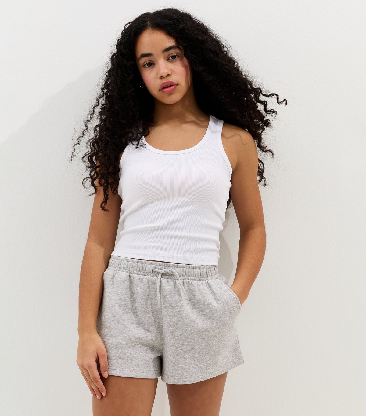 New Look Girls' Dark Grey Drawstring Jogger Shorts New Look - 1