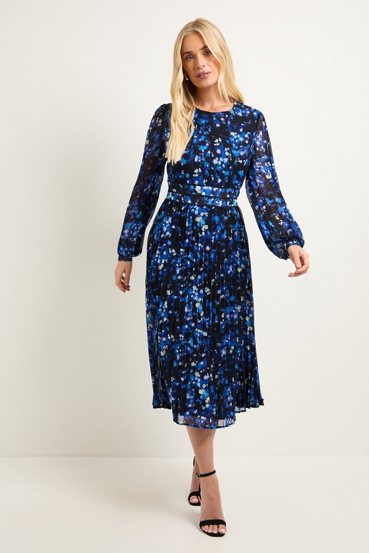 Wallis Wallis Women's Petite Floral Pleated Midi Dress in Navy