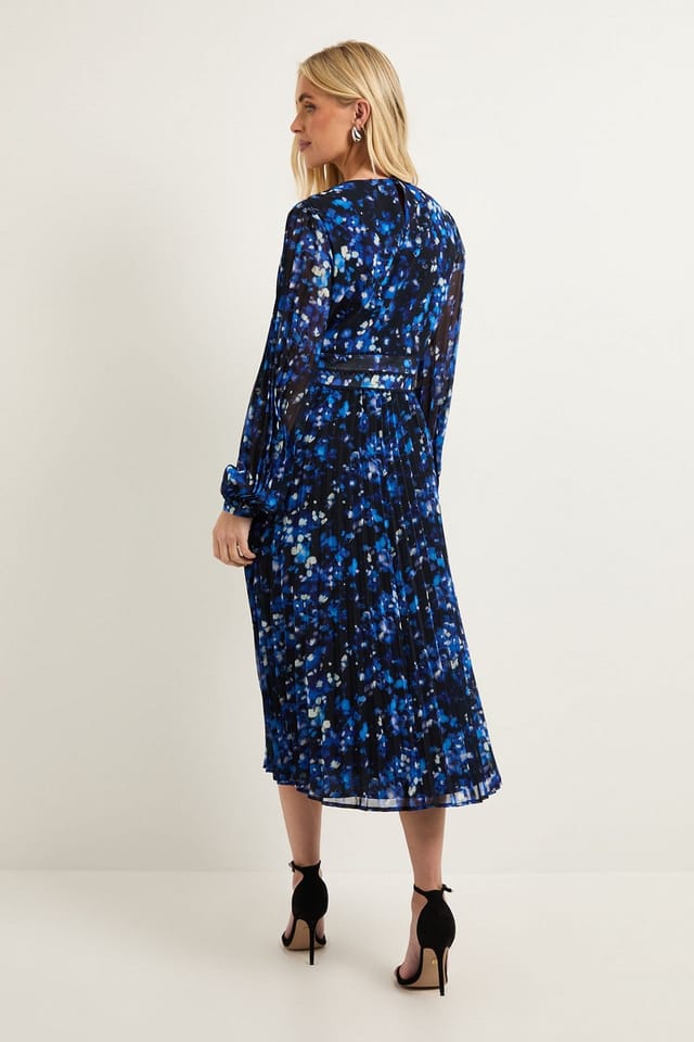 Wallis Wallis Women's Petite Floral Pleated Midi Dress in Navy - 3