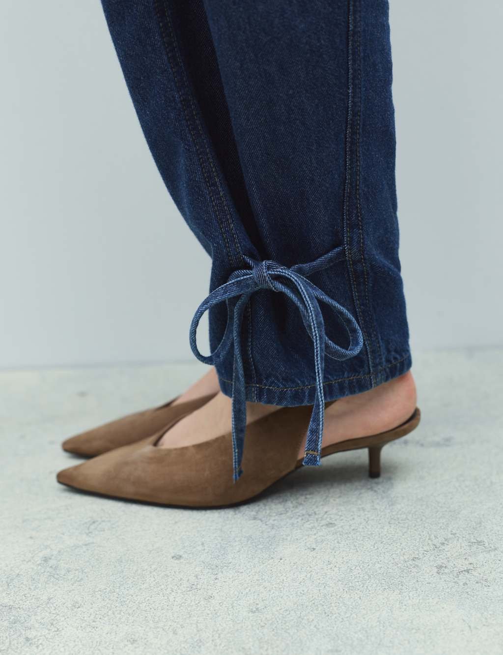 Marks & Spencer M&S High Waisted Tie Detail Balloon Leg Jeans Indigo Mix - 4