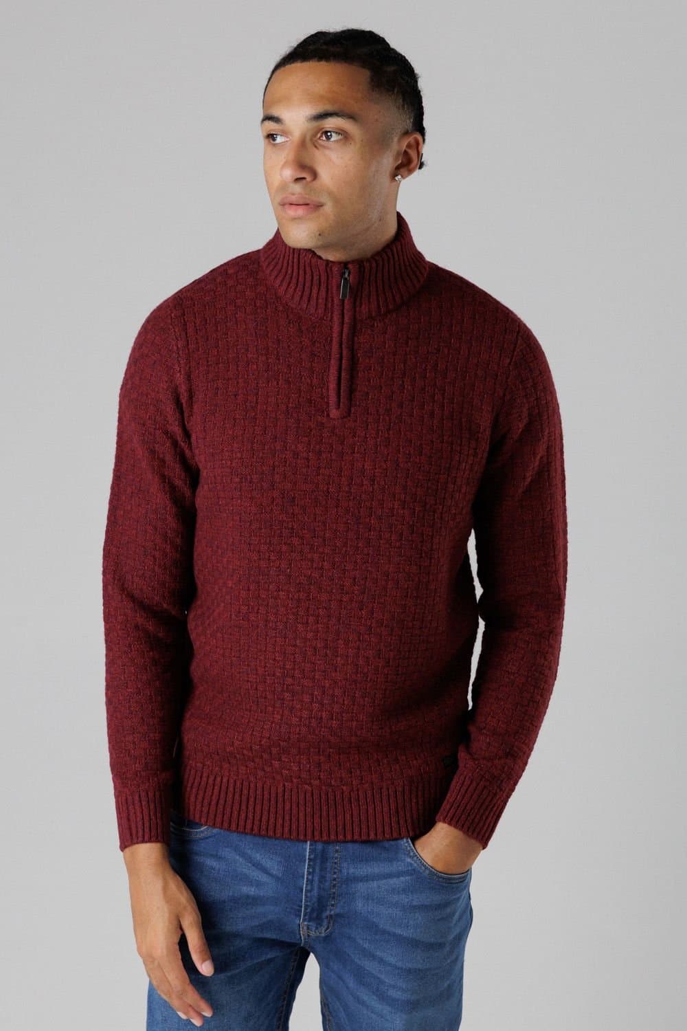 Tokyo Laundry Tokyo Laundry Men's Quarter Zip Basket Stitch Jumper in Wine
