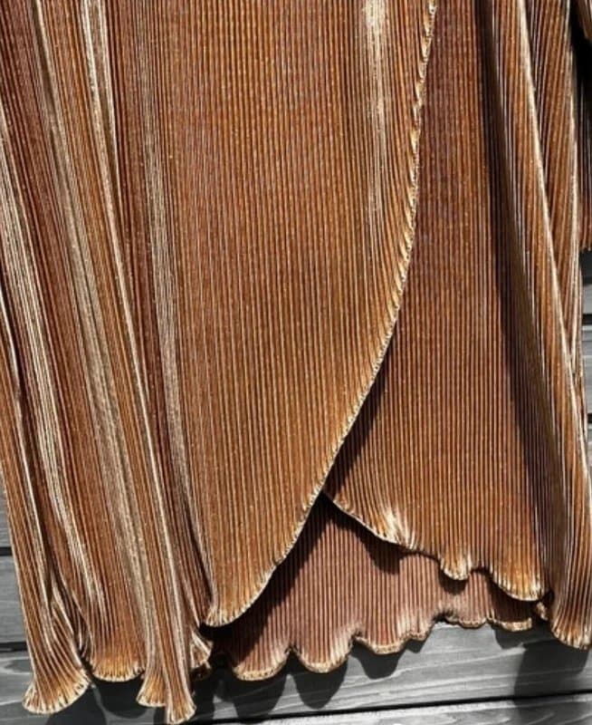 Never Fully Dressed Never Fully Dressed Gold Plisse Jaspre Wrap Skirt Size XL