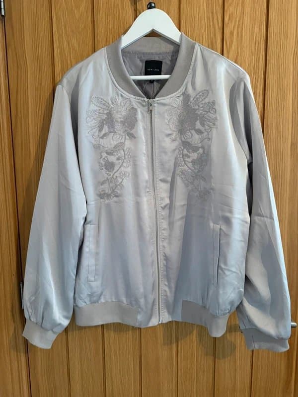 New Look New look silver / grey embroidered bomber jacket