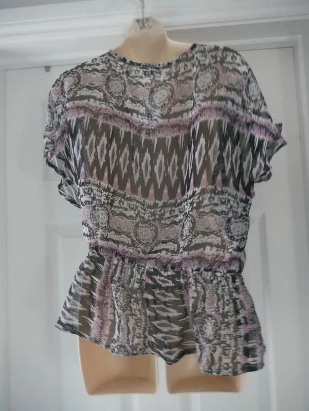 Carbon Carbon Blouse Ladies Size 10 Purple Aztec Crochet Neck Chiffon Top Summer BNWT