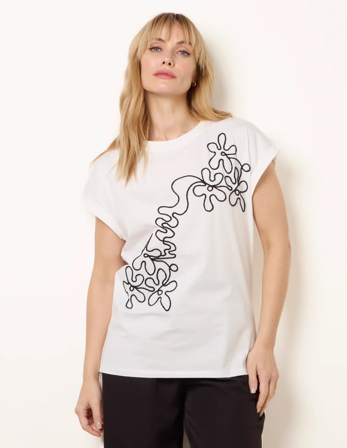 Blue Vanilla T-Shirt With Floral Embroidery
