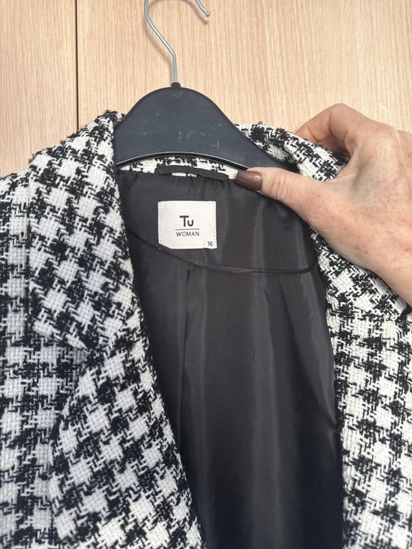 TU Black & White Houndstooth Blazer