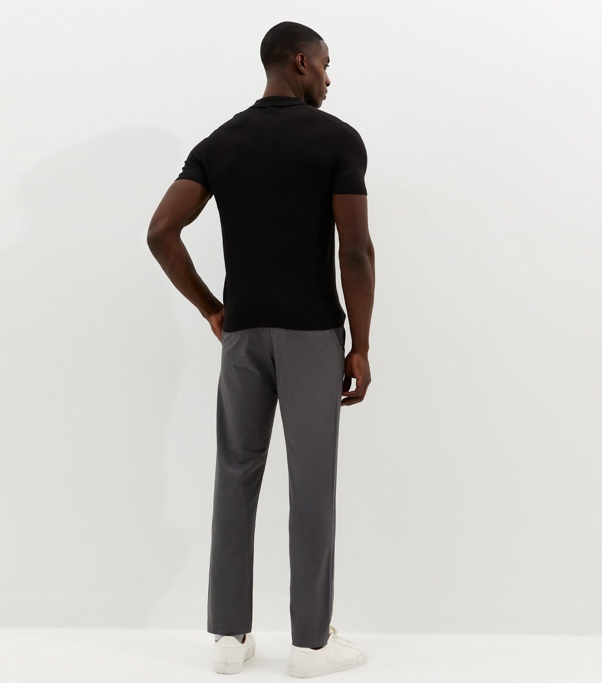 New Look Men's Dark Grey Straight Chino Trousers New Look - 4