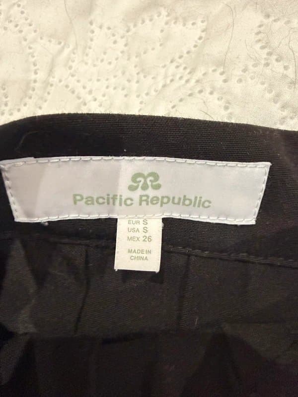 Pacific Republic Pacific Republic pleated skirt small
