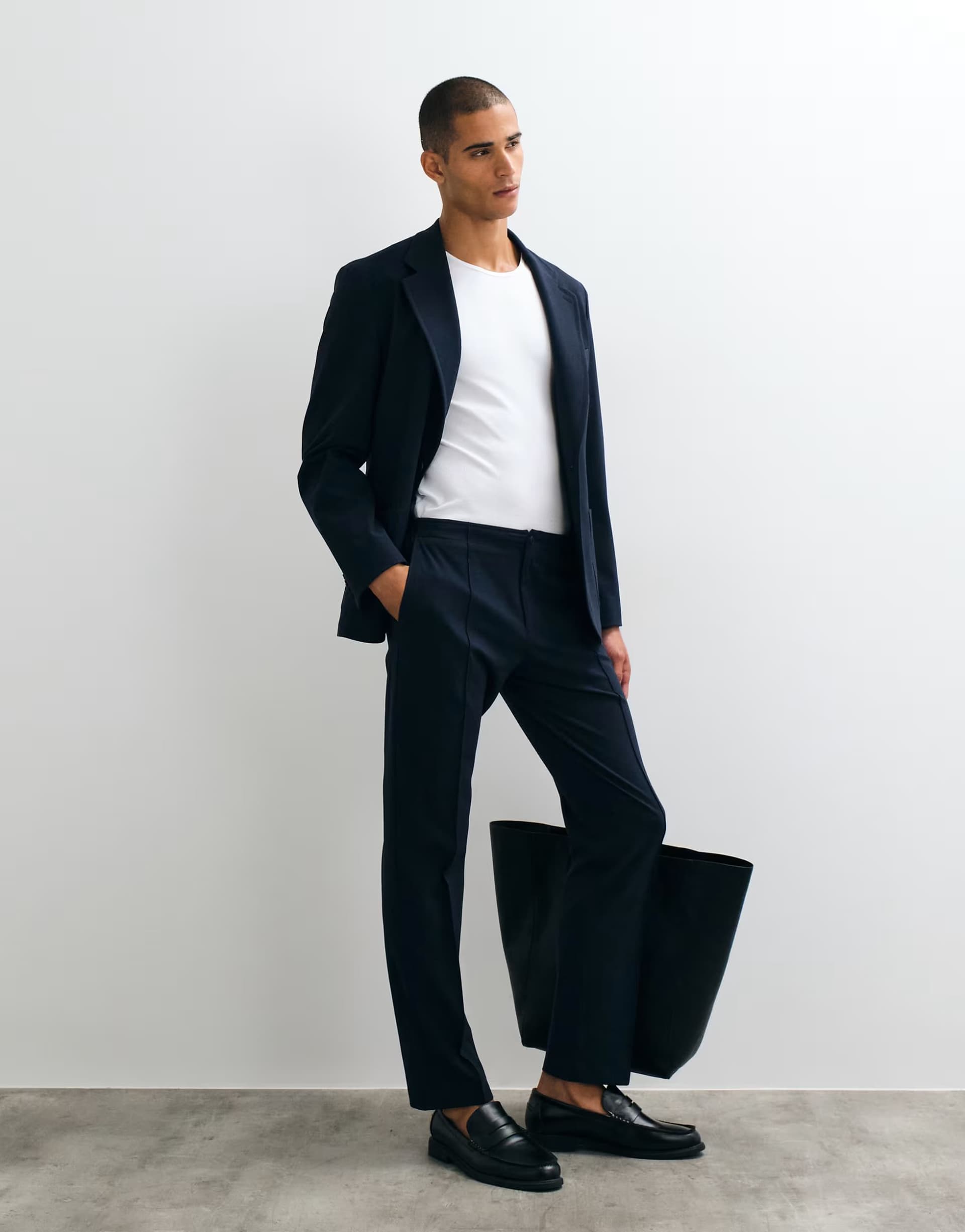 ASOS ASOS DESIGN stretch crease resistant slim suit trouser in navy