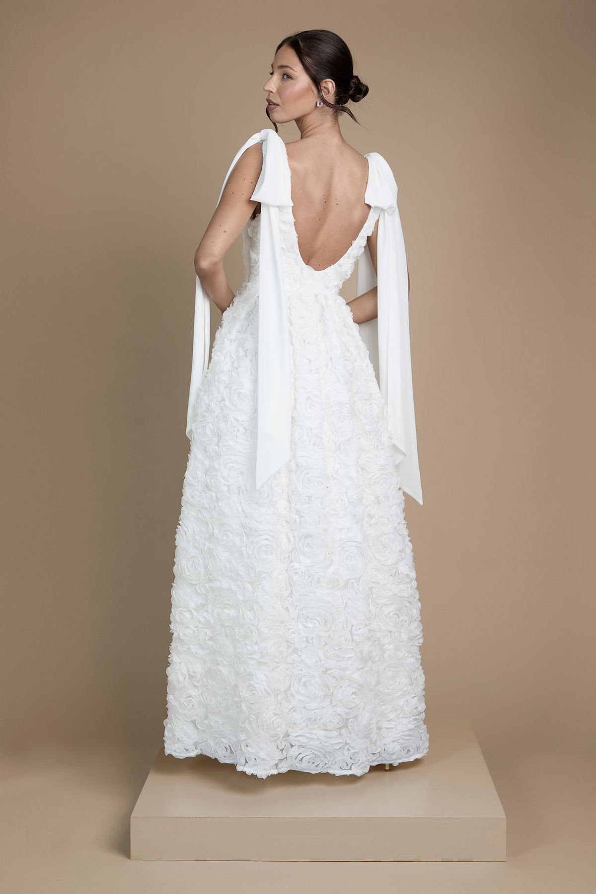 Coast Coast Women's Sleeveless Tie Shoulder Embellished Wedding Dress in Ivory - 3