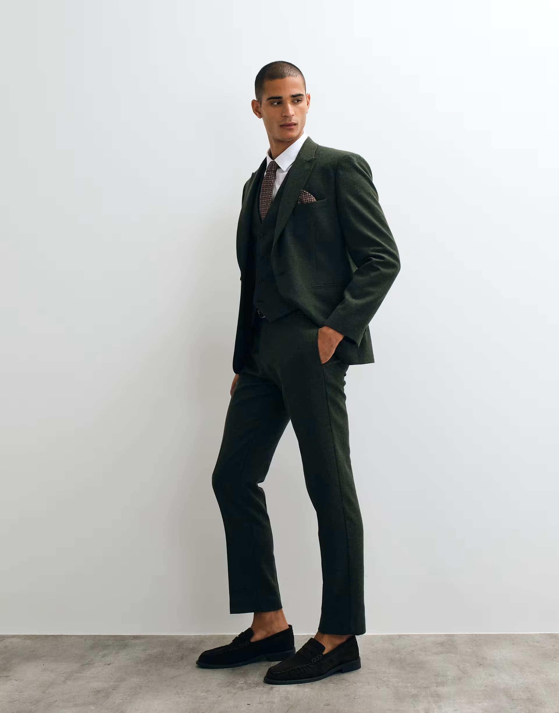 ASOS ASOS DESIGN slim herringbone suit trouser with wool in dark green