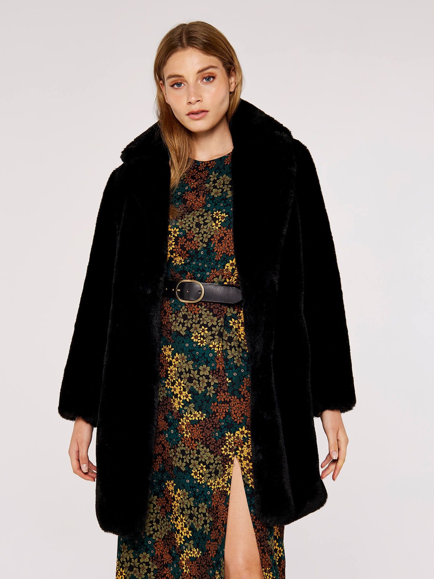 Apricot Apricot Women's Oversized Super-Soft Faux Fur Coat in Black - 4