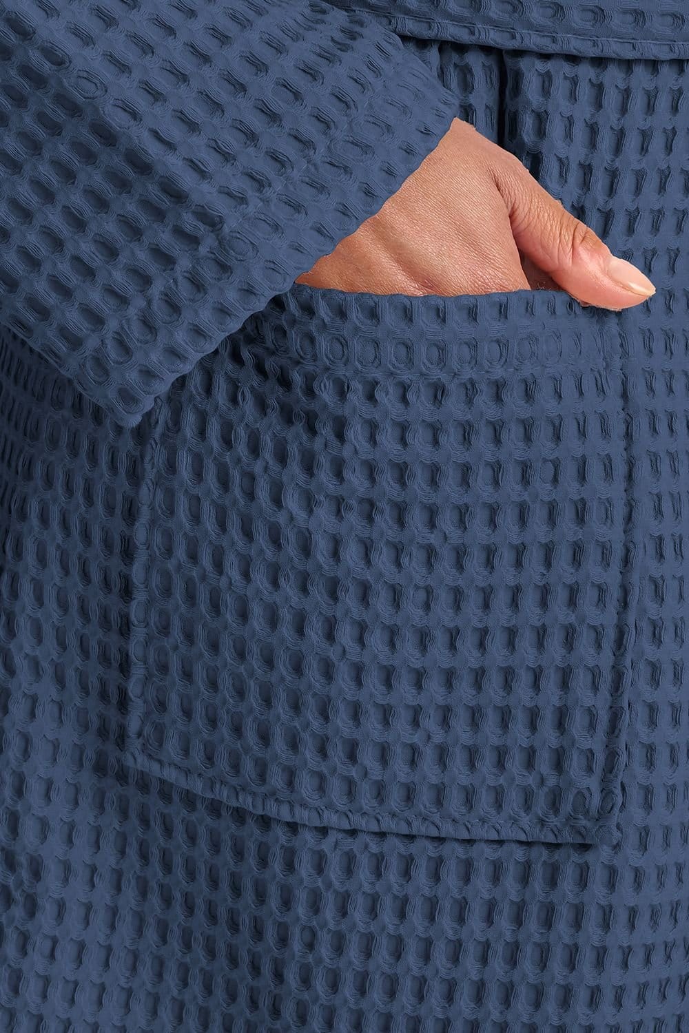 Christy CHRISTY Women's 'Waffle' 100% Turkish Cotton Kimono Style Bathrobe in Navy - 4