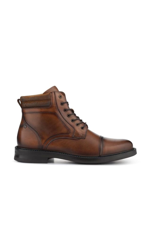 Jones Bootmaker Jones Bootmaker Men's Eugene Leather Lace-Up Boots With Padded Cuff in Tan - 2