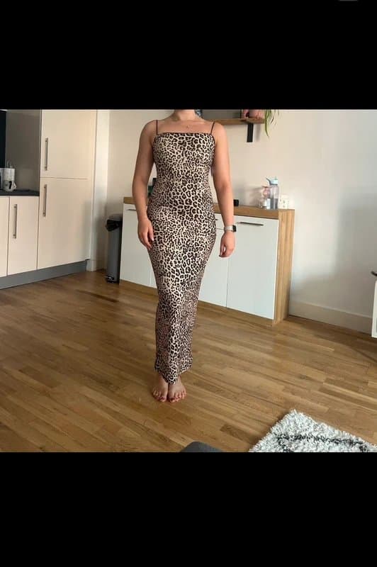 Bershka Bershka leapord print spaghetti strap dress Size medium
