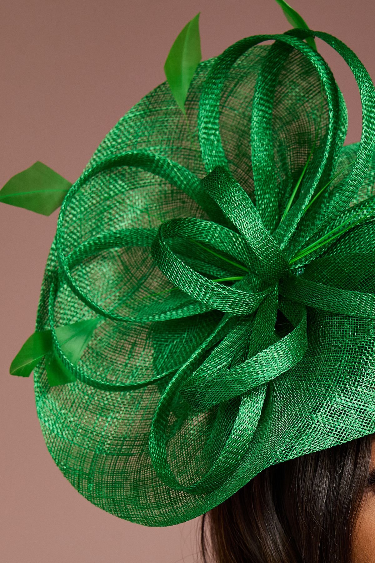Coast Coast Women's Loop & Feather Upturn Disc Fascinator in Emerald - 3