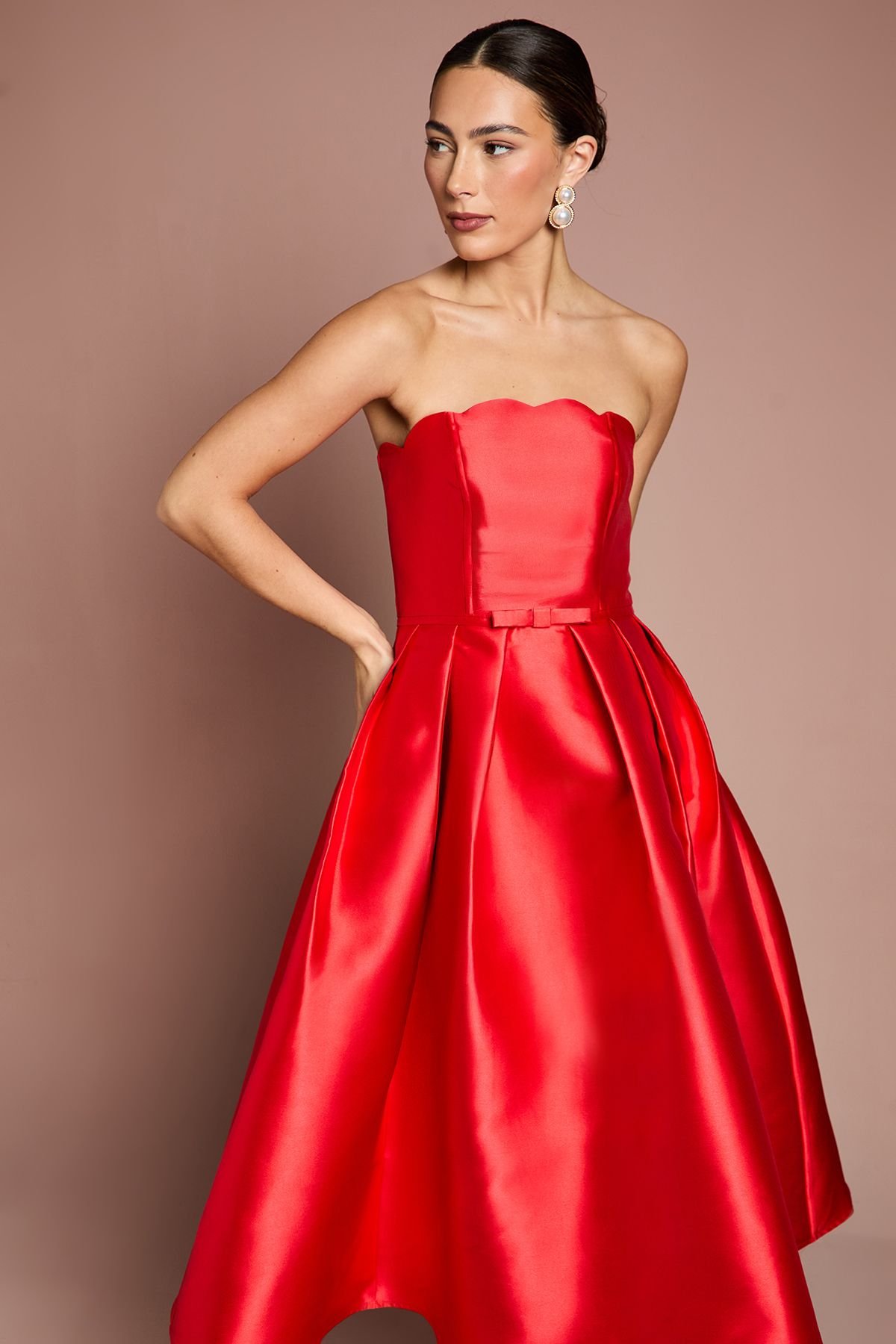 Coast Coast Women's Scalloped Strapless Midi Dress in Red - 4