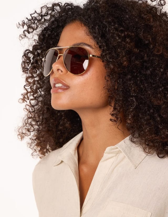Blue Vanilla Gold Frame Aviators With Polarised Lense - 2