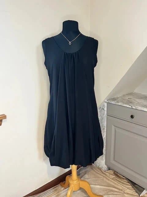 Papaya Papaya Black Ruffled Pleated Midi Black Dress Size 12 Very Good