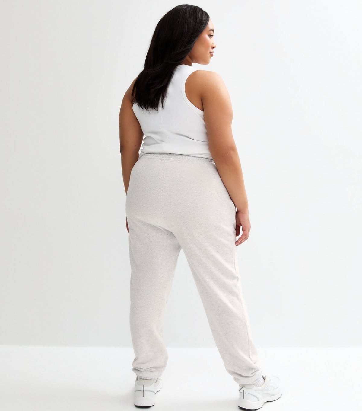 New Look Women's Plus Size Grey Jersey Cuffed Joggers Curves New Look - 4