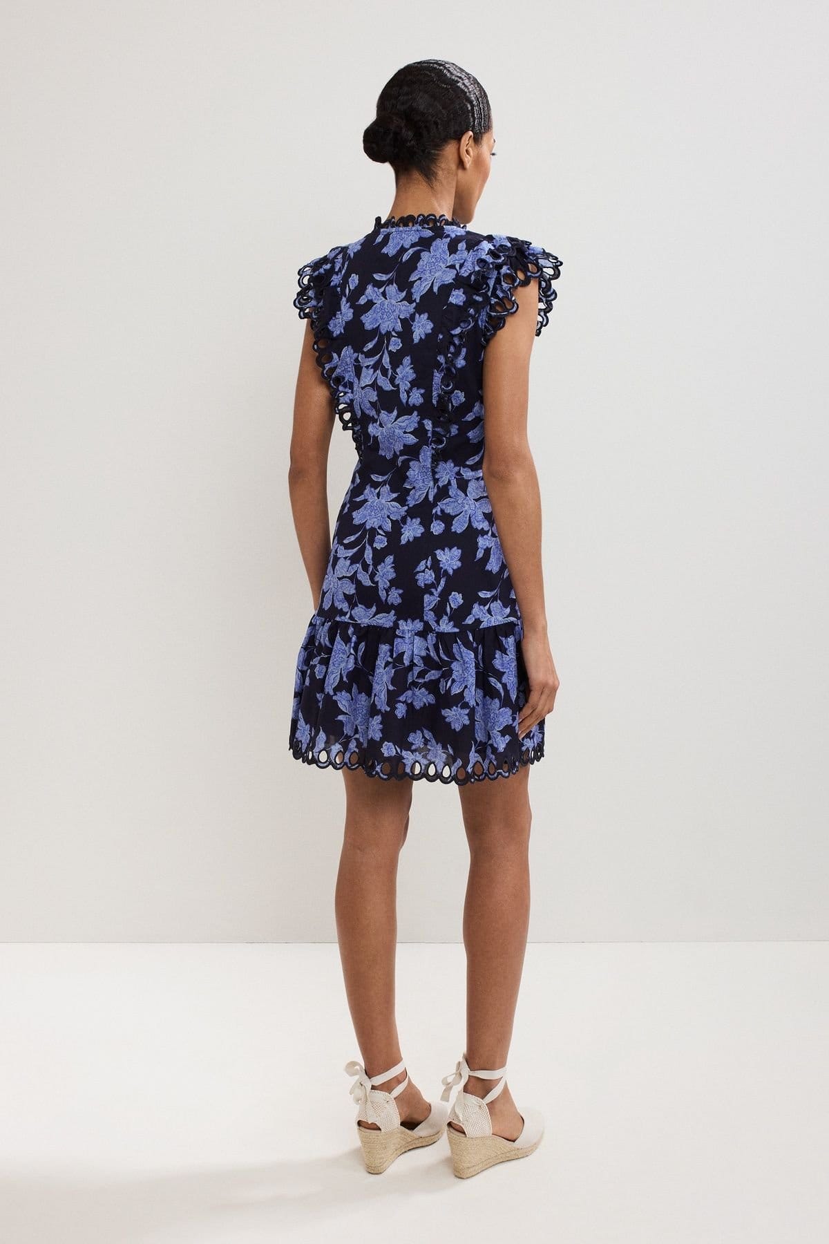 Phase Eight Phase Eight Women's Caraline Mini Floral Dress in Dark Pink - 4
