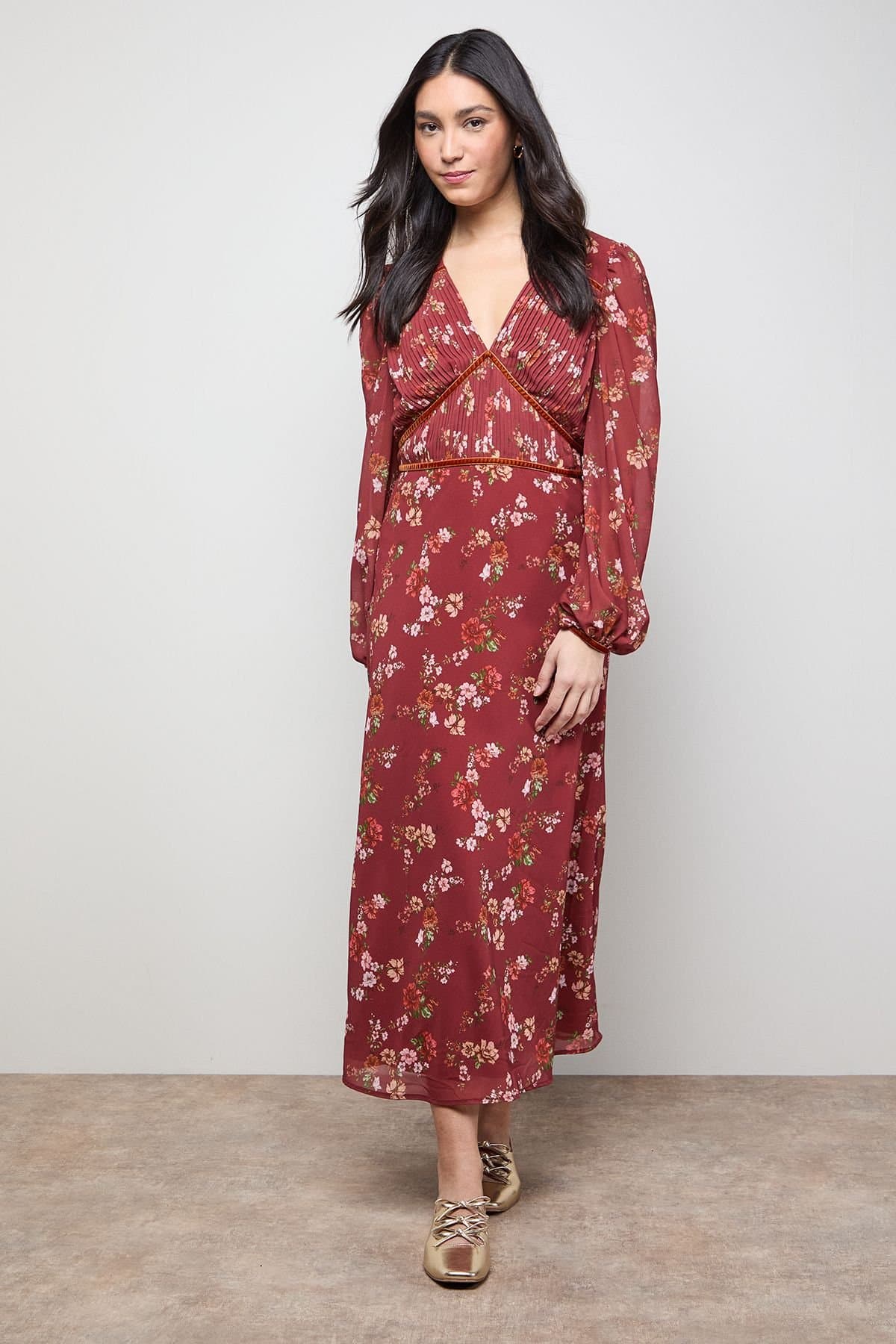 Oasis Oasis Women's Printed Pleated Bodice Detail Midi Dress in Rust