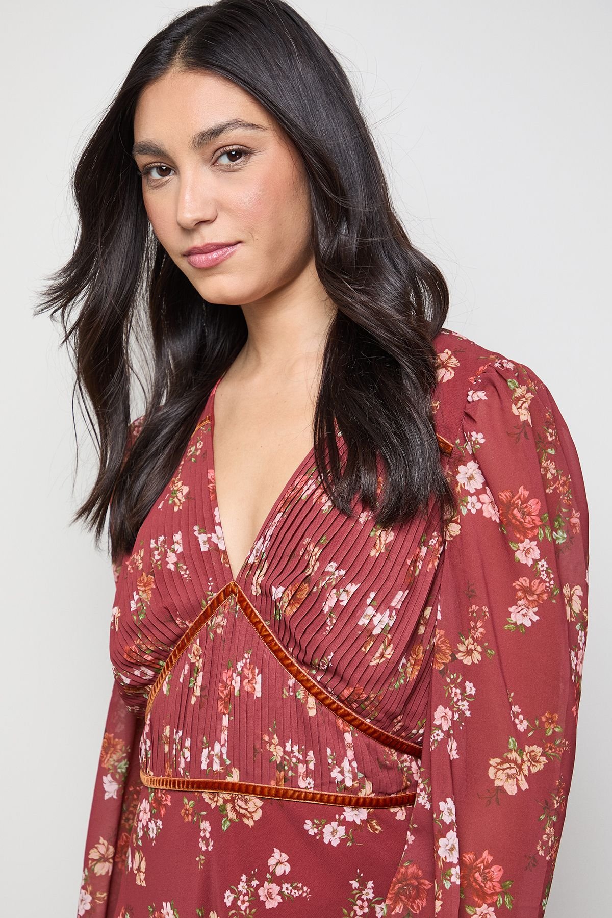 Oasis Oasis Women's Printed Pleated Bodice Detail Midi Dress in Rust - 4