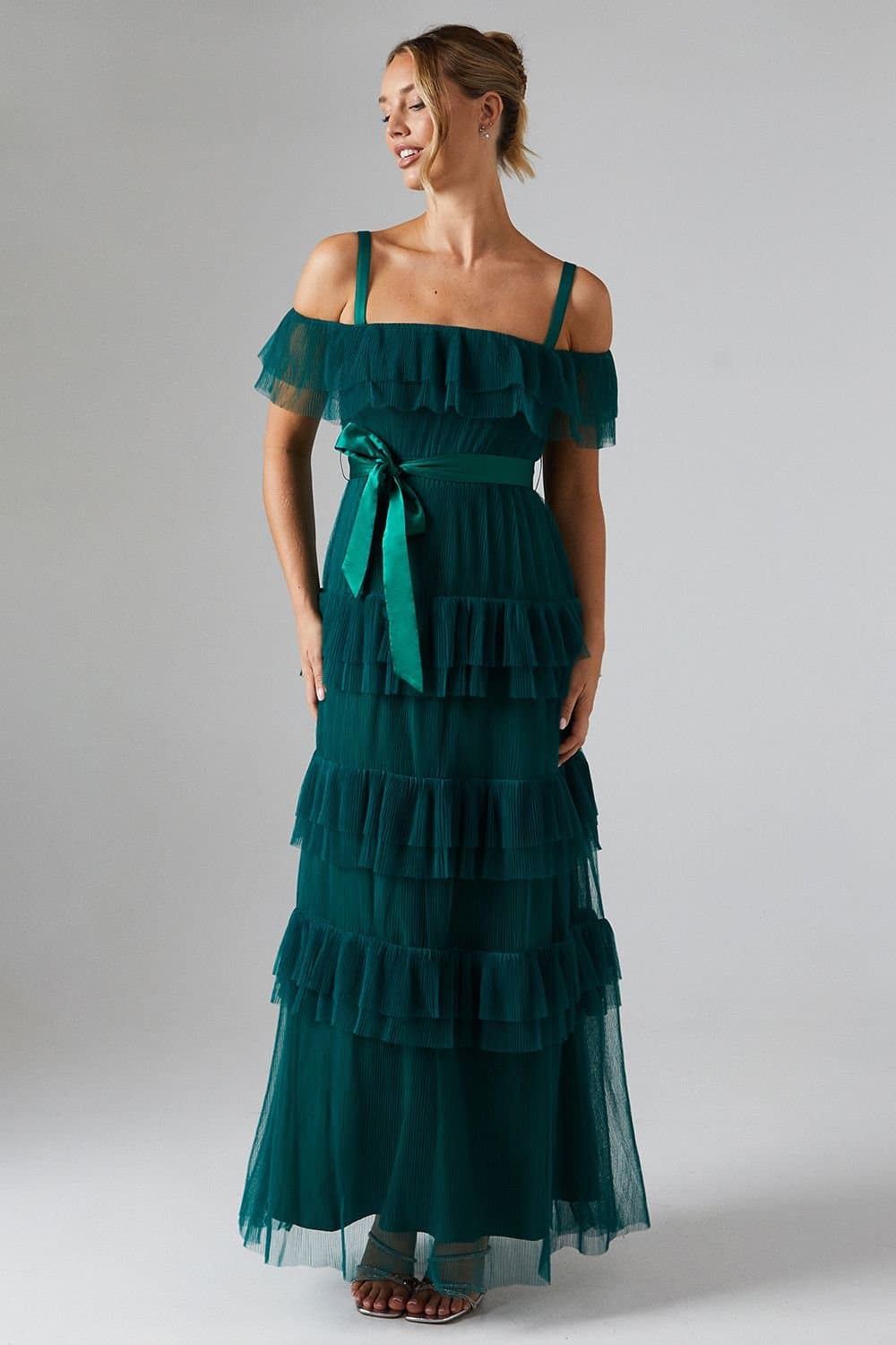 Oasis Oasis Women's Pleated Mesh Tiered Skirt Bridesmaid Dress With Satin Belt in Emerald