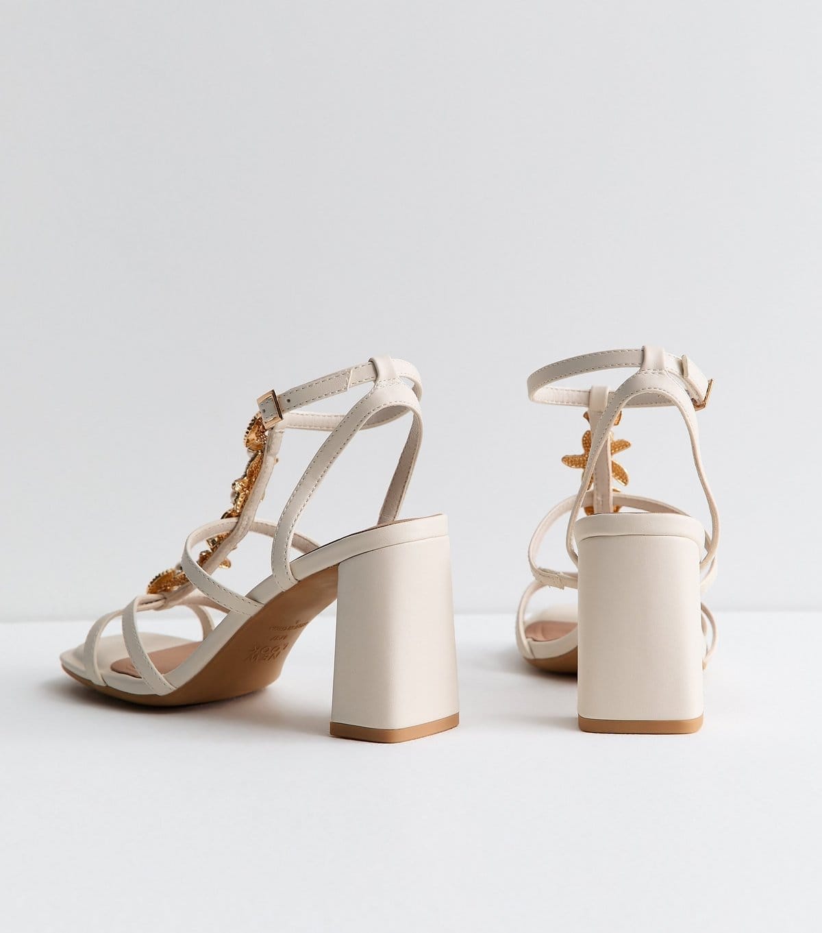 New Look Women's White Faux Leather Shell Charm Strappy Sandals Vegan New Look - 4