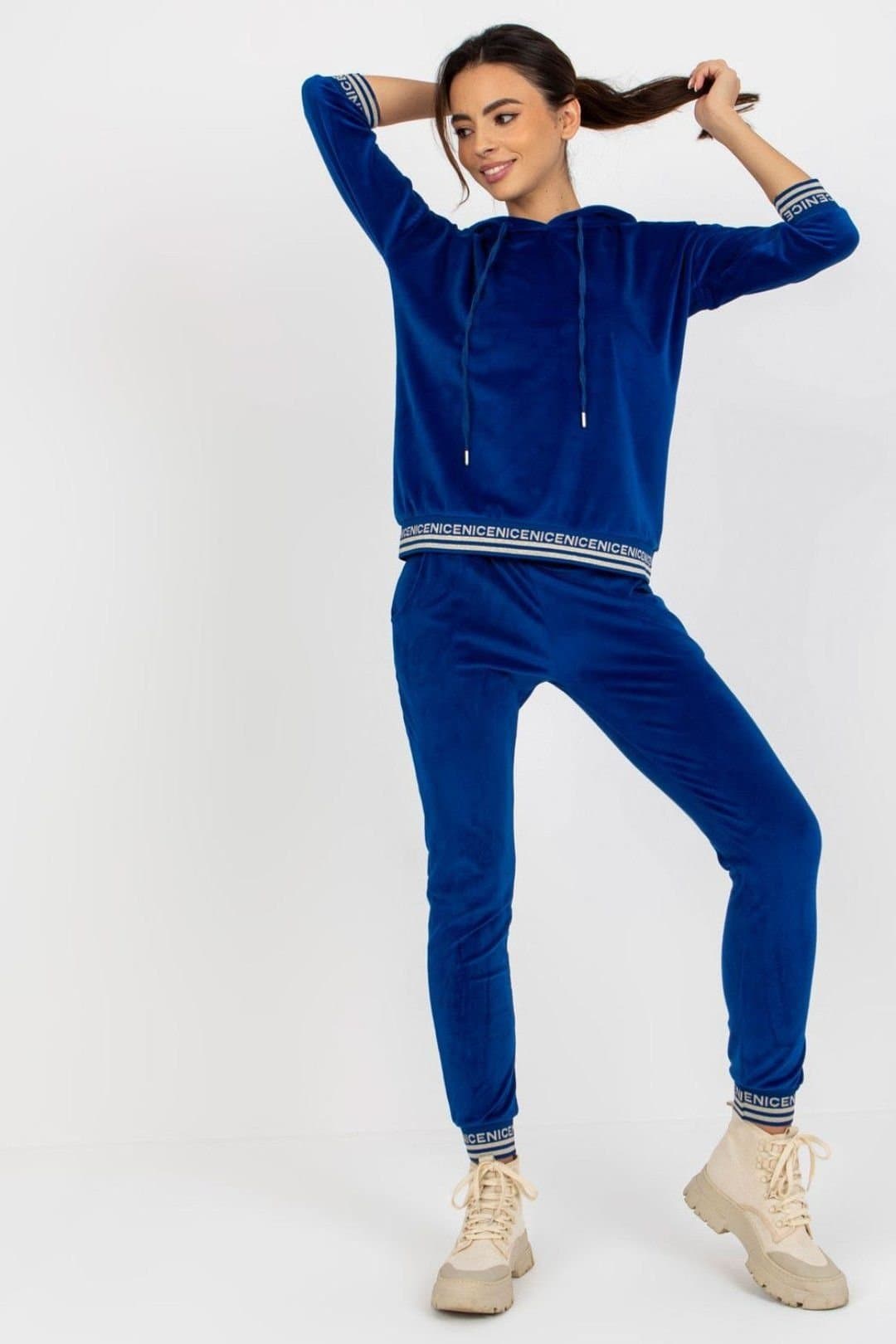 Love Lace Love Lace Women's Velour Hooded Sweatshirt Pants Set in Blue