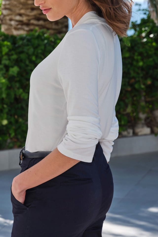 Pure Collection Pure Collection Women's Soft Drape V Neck Jersey Top in Ivory - 3