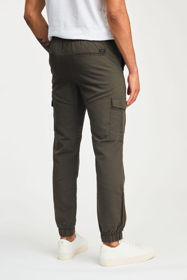 Tokyo Laundry Tokyo Laundry Men's Nylon Drawstring Cargo Trousers in Khaki - 2