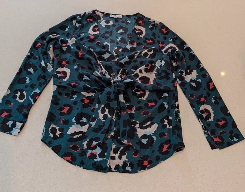 Never Fully Dressed Never Fully Dressed Leopard Print Tie Front Blouse Top Size L Teal Pink Animal Print