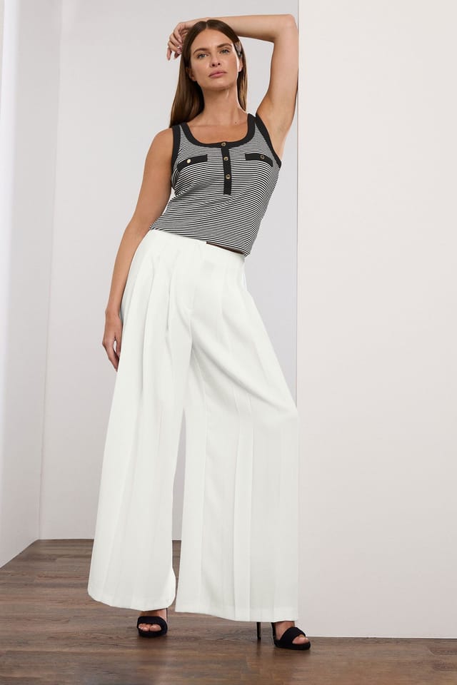 Star By Julien Macdonald Star by Julien Macdonald Women's Pleated Wide Leg Trousers in White - 3