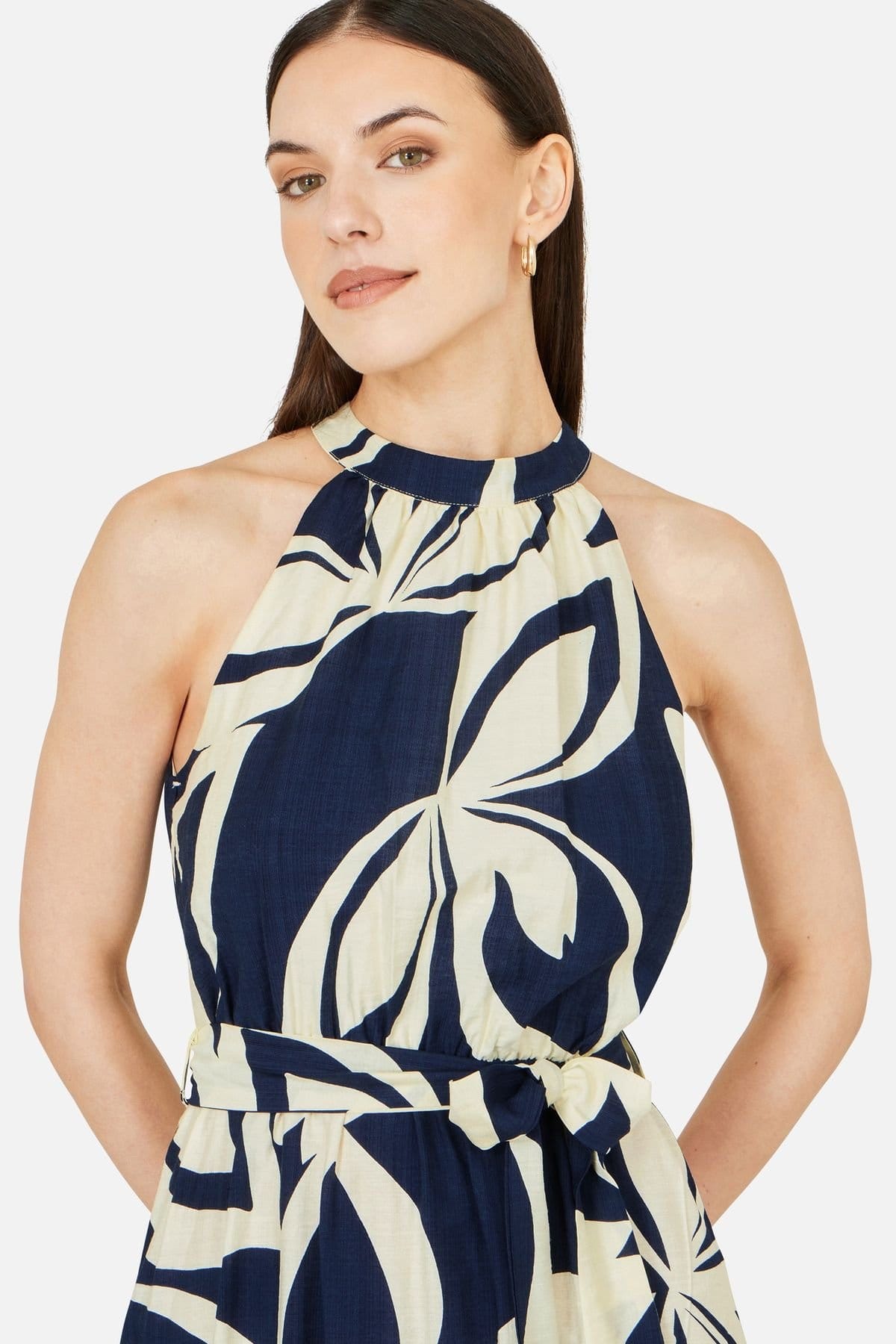 Yumi Yumi Women's Navy Geo Swirl Print Halter Maxi Dress in Mid Navy - 4