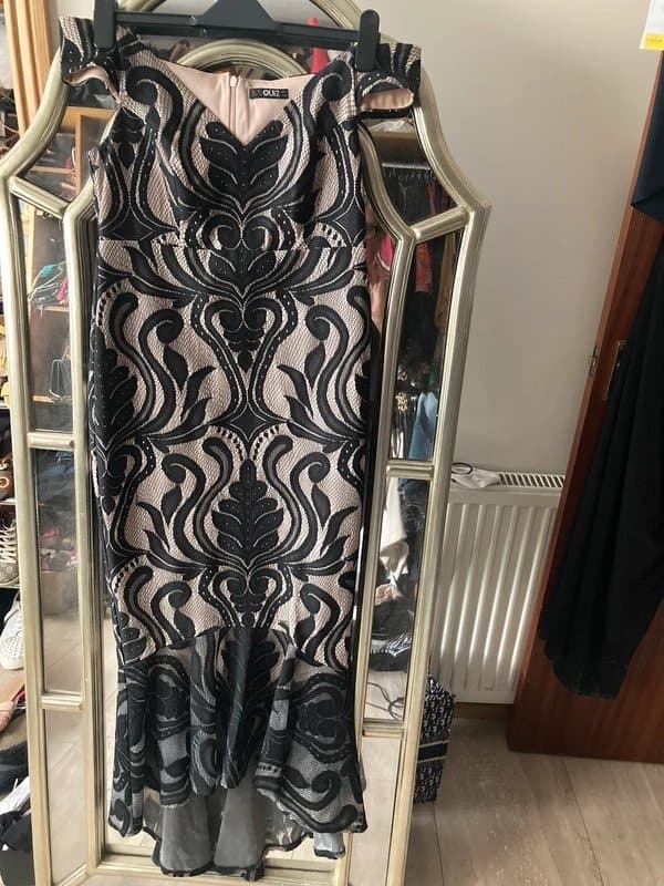 Quiz Off the shoulder lace dress