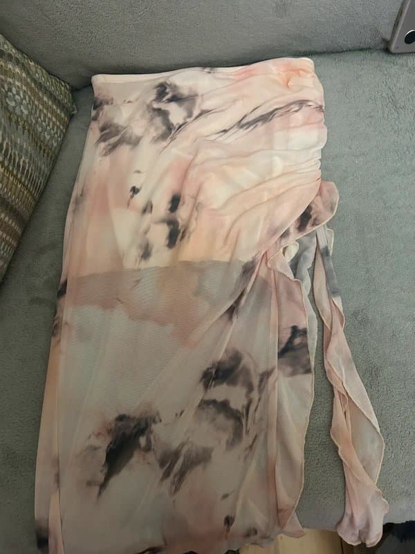 Bershka Bershka pink tulle abstract print midi skirt with ruffles