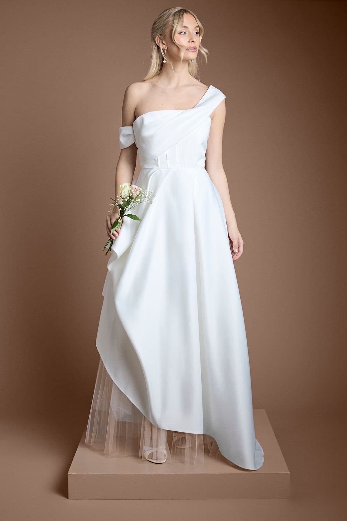 Coast Coast Women's One Shoulder Bodice Asymmetric Skirt Wedding Dress in Ivory