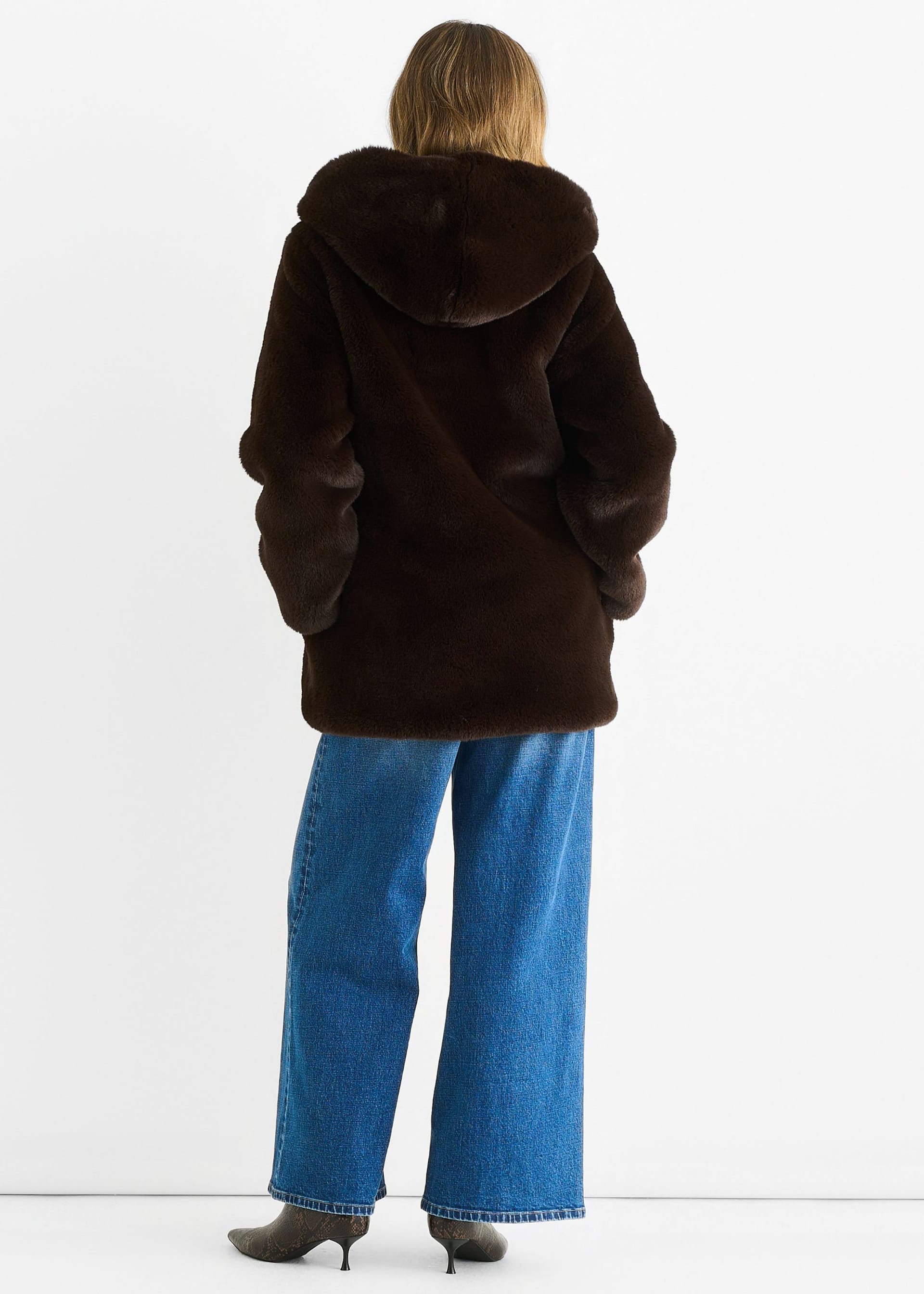 Gini London Gini London Women's Chocolate Hooded Long Sleeve Faux Fur Jacket - 4