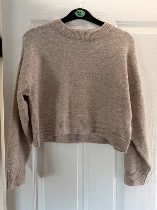 New Look Beige Knit Cropped Jumper