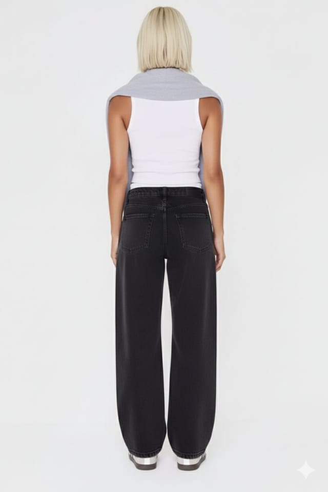 ROADIES OF 66 ROADIES OF 66 Women's Petite wide leg boxxer waistband jeans in washed black - 2