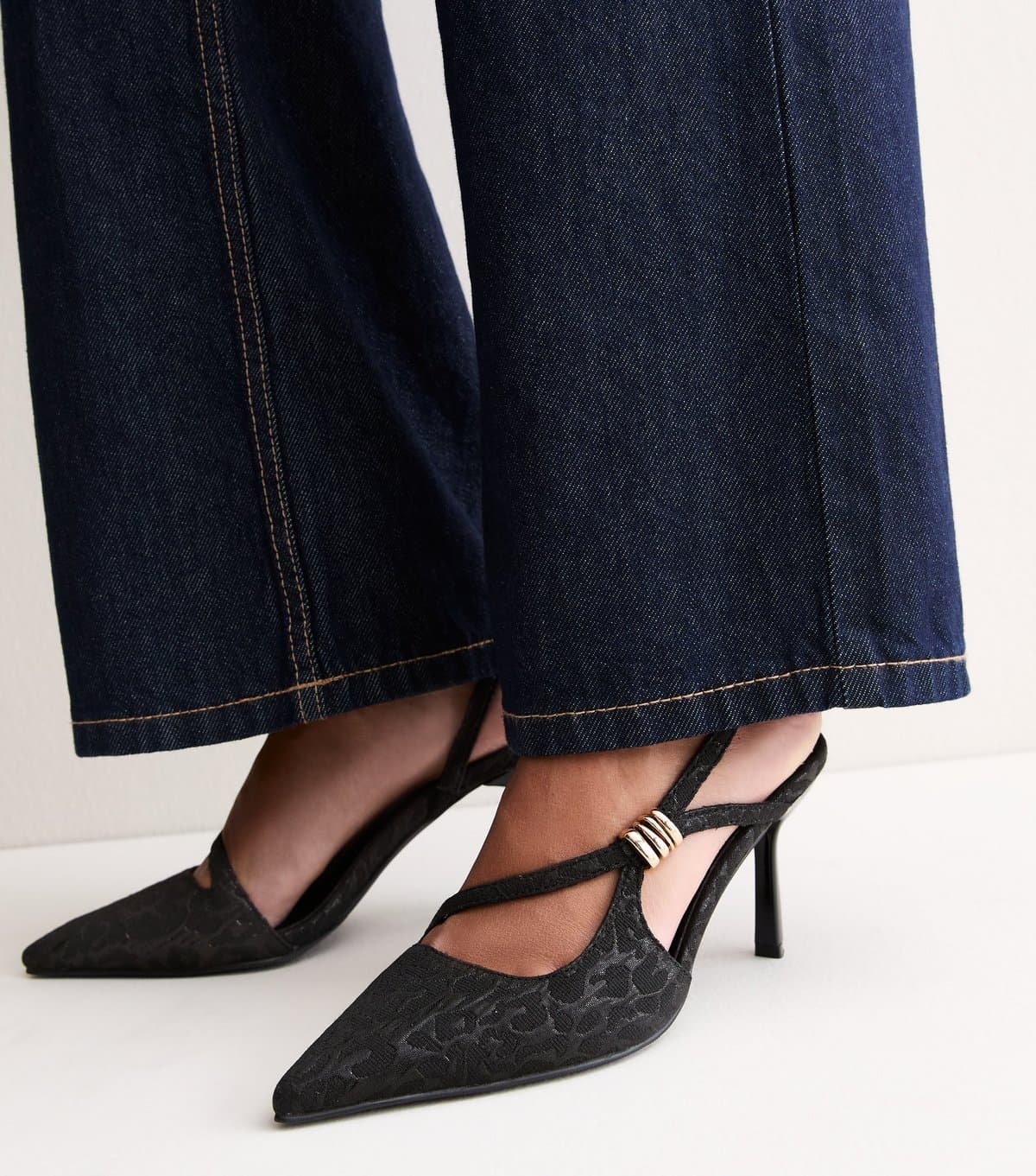 New Look Women's Black Woven Pointed Toe Slingback Pumps Vegan New Look