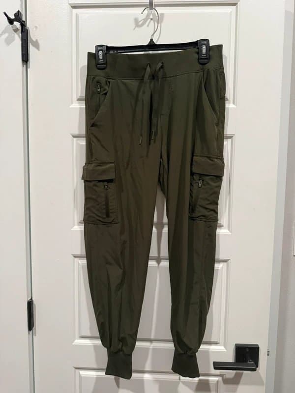 Old Navy Old Navy olive joggers