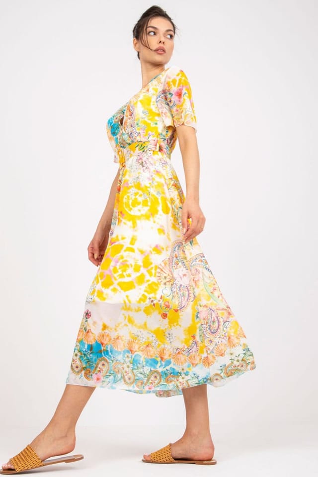 Love Lace Love Lace Women's Midi Flared Heart Neck Dress with Belt in Yellow - 2