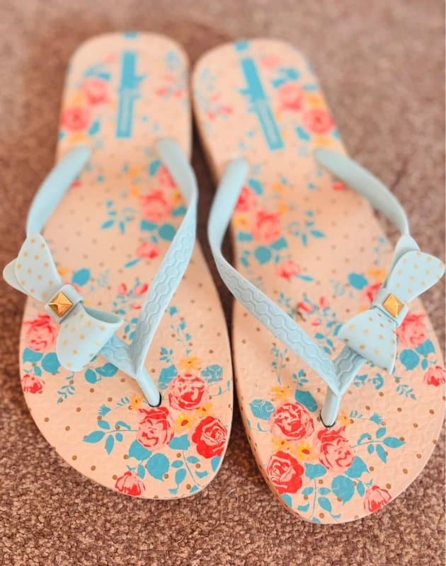 Ipanema Ipanema Blue bow ditsy floral sandals holiday festival party 6/40 same day post