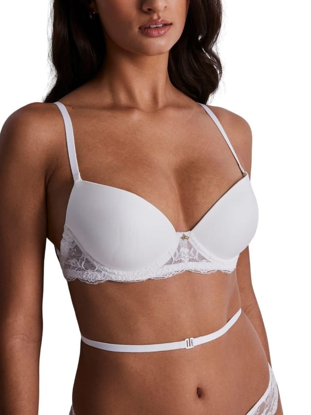 Aubade Aubade Women's Kiss Of Love Low Back Multiway Moulded Bra in White - 3