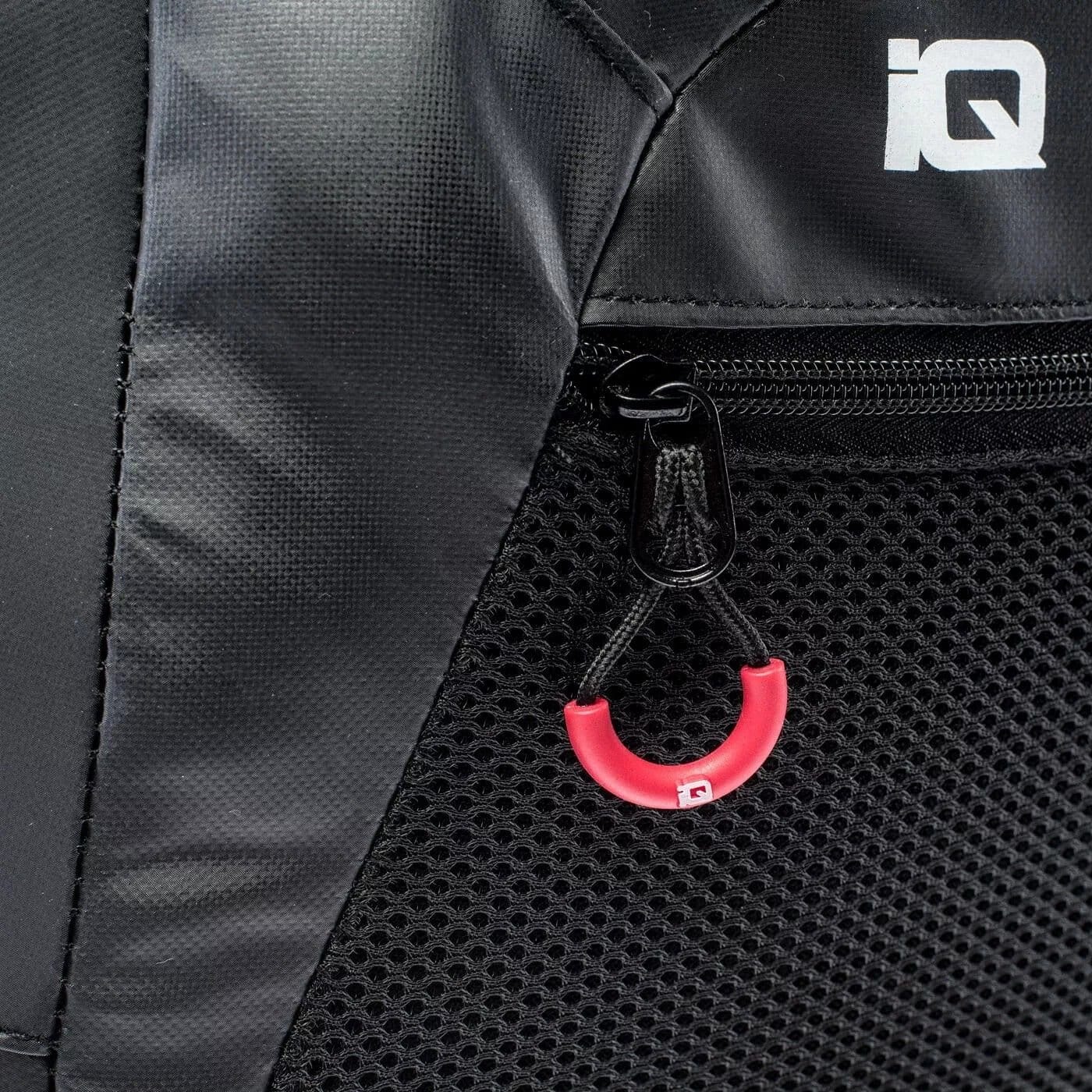 IQ IQ Men's Ofelius Logo Duffle Bag in Dark Red - 4
