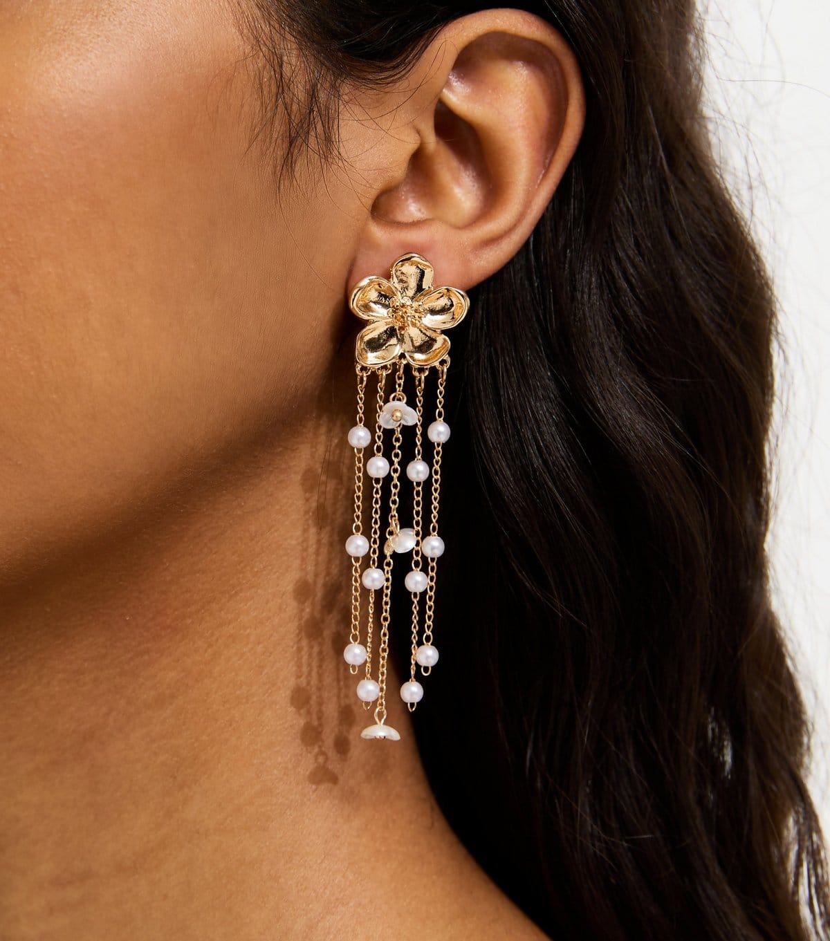 New Look Gold Tone Flower Faux Pearl Tassel Stud Earrings New Look - 1