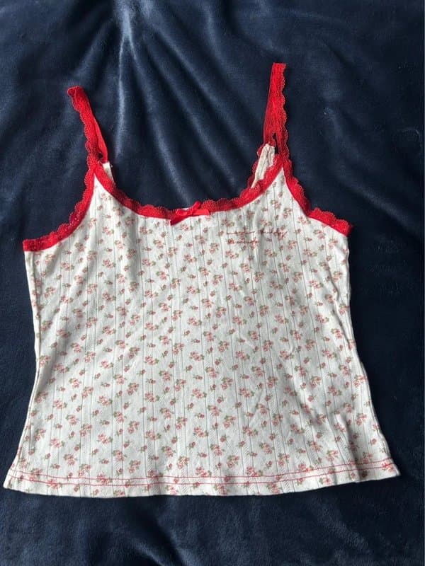 Never Fully Dressed Never fully dressed floral vest