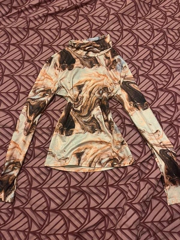 Shein Shein long sleeve print pattern top